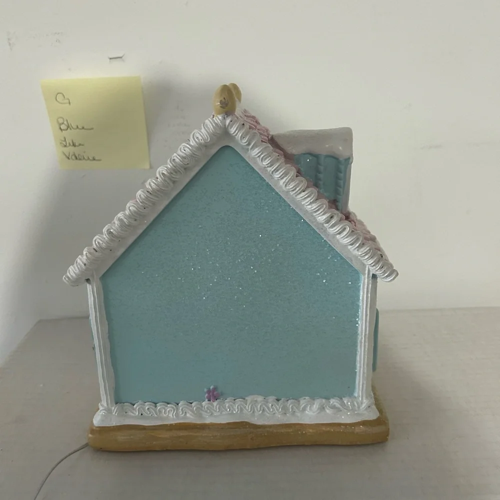 Cupcakes & Cashmere Easter/Spring Gingerbread House Light Up Blue NWT